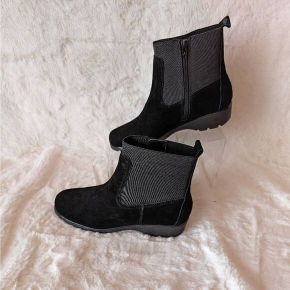 NIB Aerosoles Madison Chelsea Boot Black Suede Leather Size 7 - Picture 3 of 12